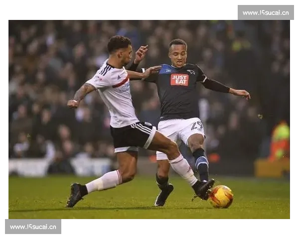 聚焦球探视角深度解析精彩足球比赛中的战术与球员表现 聚焦球探视角深度解析精彩足球比赛中的战术与球员表现