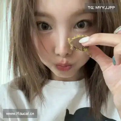 杜严谦